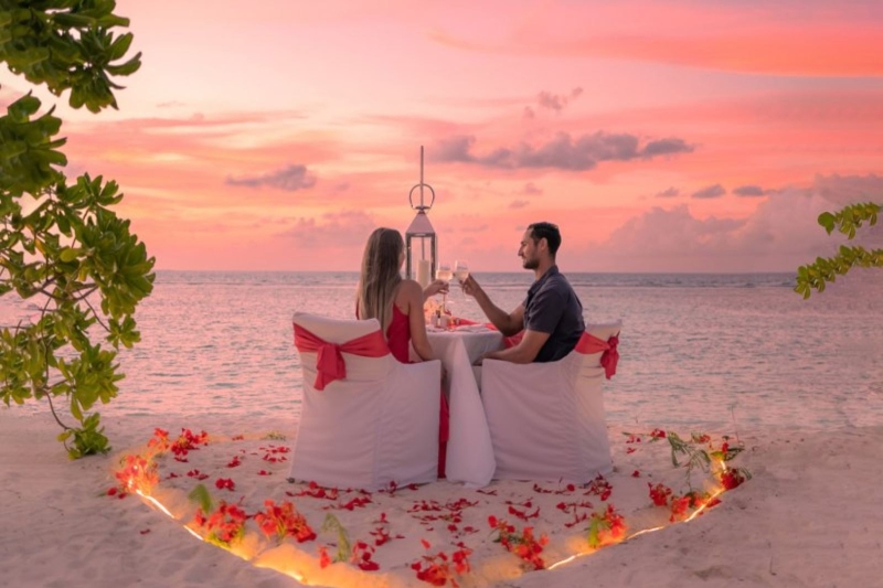 ROMANTIC HIDEAWAY